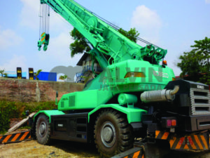 Rafter Crane 45 Ton  AlvinJayaPersada.COM - Provider Crane dan Alat Berat. Call Center - 0813 6567 8299